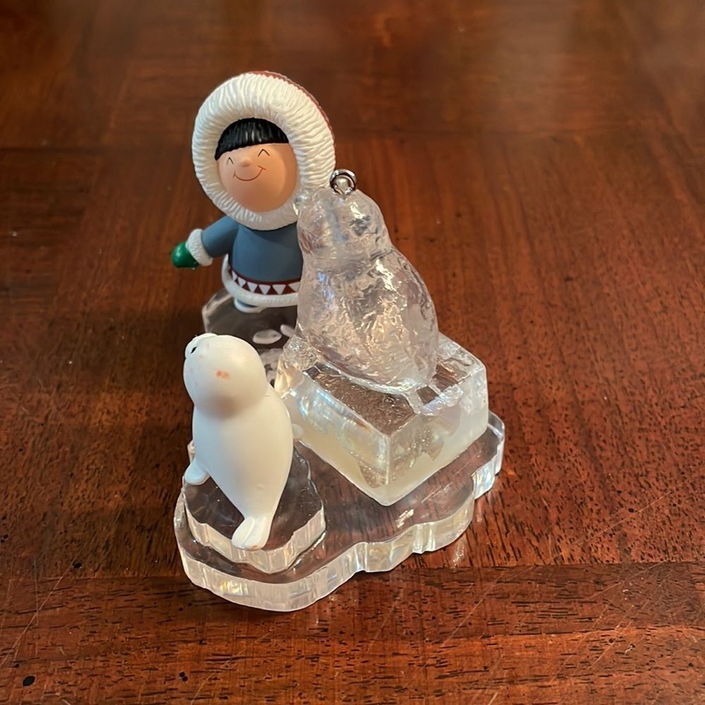 Hallmark Frosty Friends # 21 Ornament - Picture 4 of 7